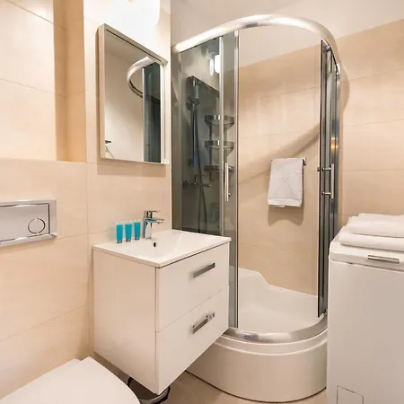 Апартаменты Ogrod Saski Colored By Bookinghost Варшава