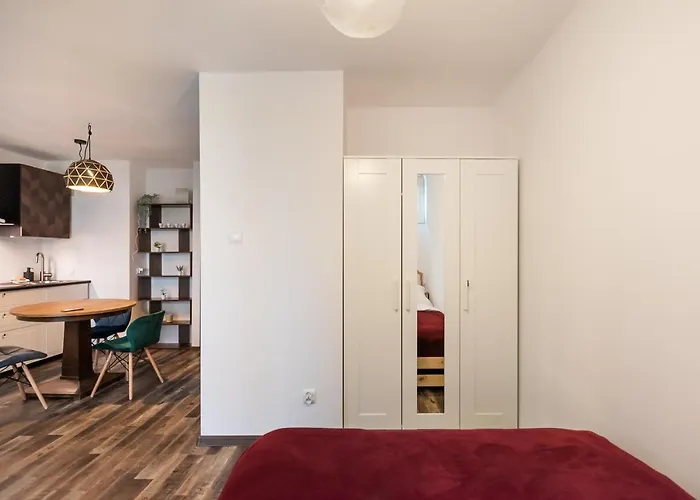 Ogrod Saski Colored By Bookinghost شقة وارسو