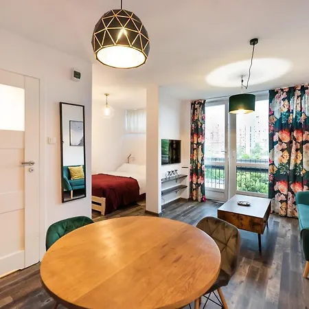 Ogrod Saski Colored Apartment *